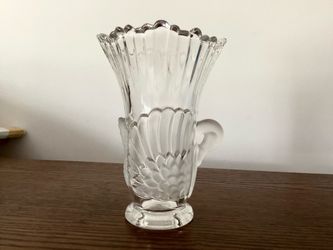 Vtg. Mikasa Walther Crystal Glass Swan Vase / Centerpiece Art Deco Style Frosted Details