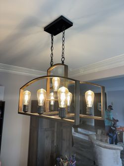 Chandelier 
