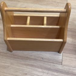 ECR4Kids 2-Shelf Tabletop Book Display with Handles 