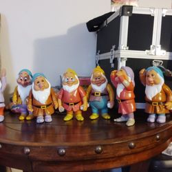 7 Dwarfs