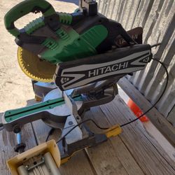Slide compound miter saw