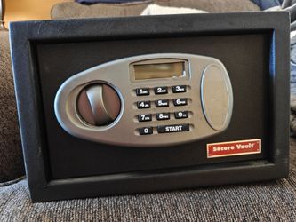 Small Digital Safe