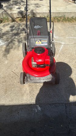Lawnmower Briggs and Stratton