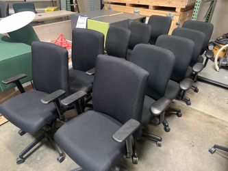 KI and Hon office chairs 10 total Black