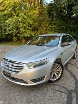 2013 Ford Taurus