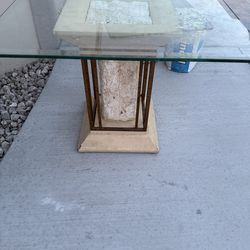 Coffee table and side table
