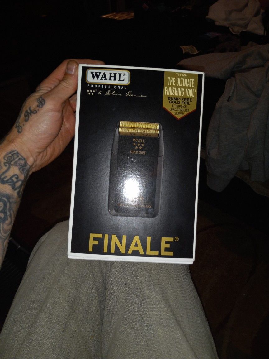Wahl 5 Star Finale Cordless Shaver Brand New
