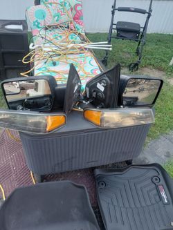Ford side mirrors n run lights n floor mats