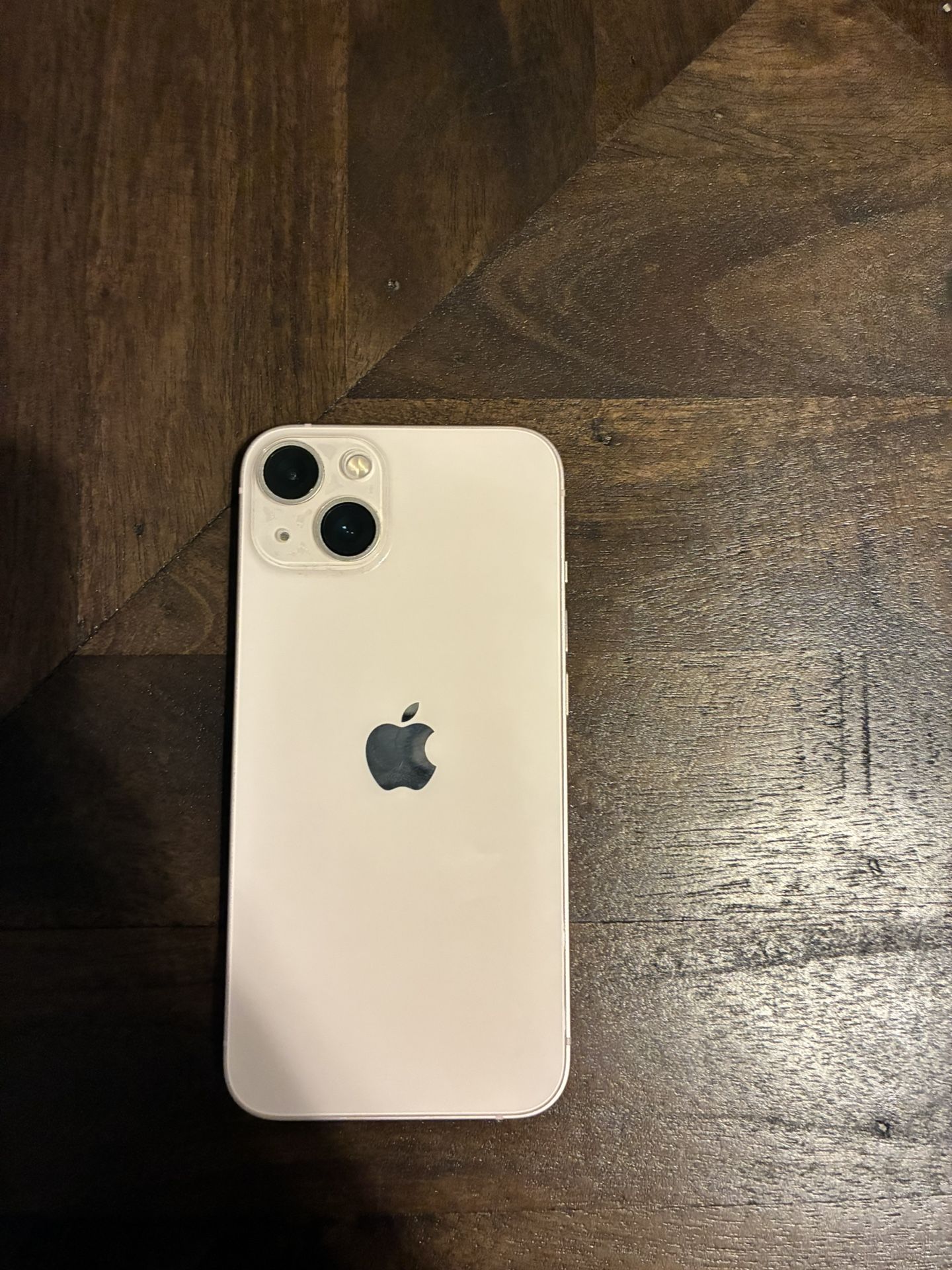 Apple iPhone 13 Pink