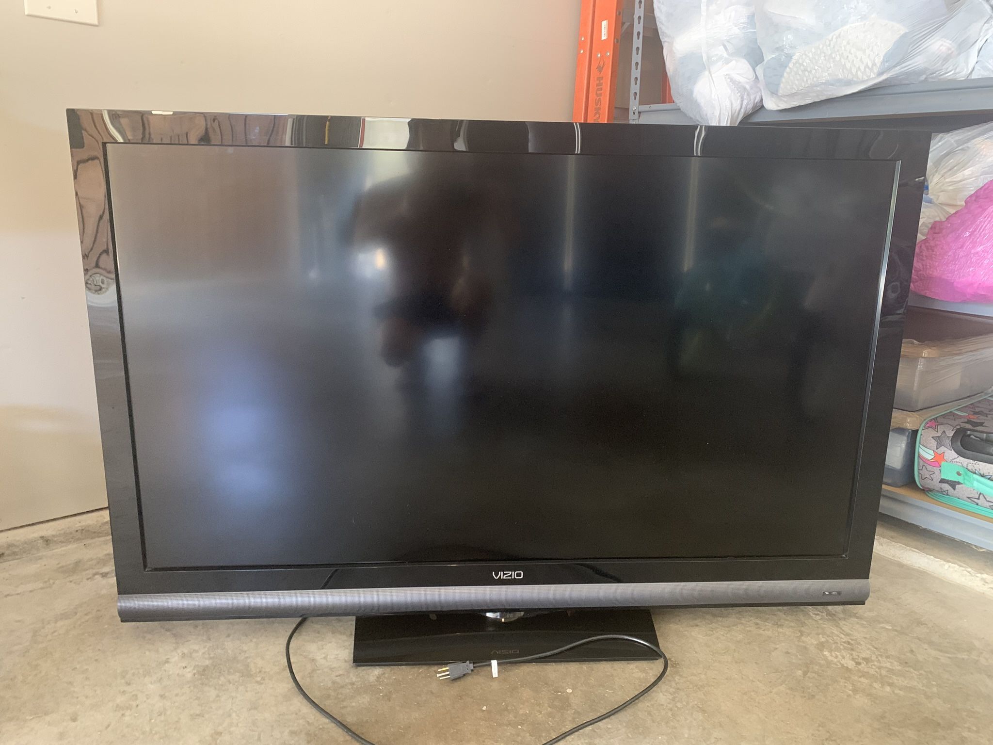 55” Vizio TV (2009)