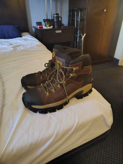 CAT Caterpillar Invader Hiker Work Boots Men's US Size 11