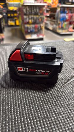 Milwaukee m18 5.0 open box new