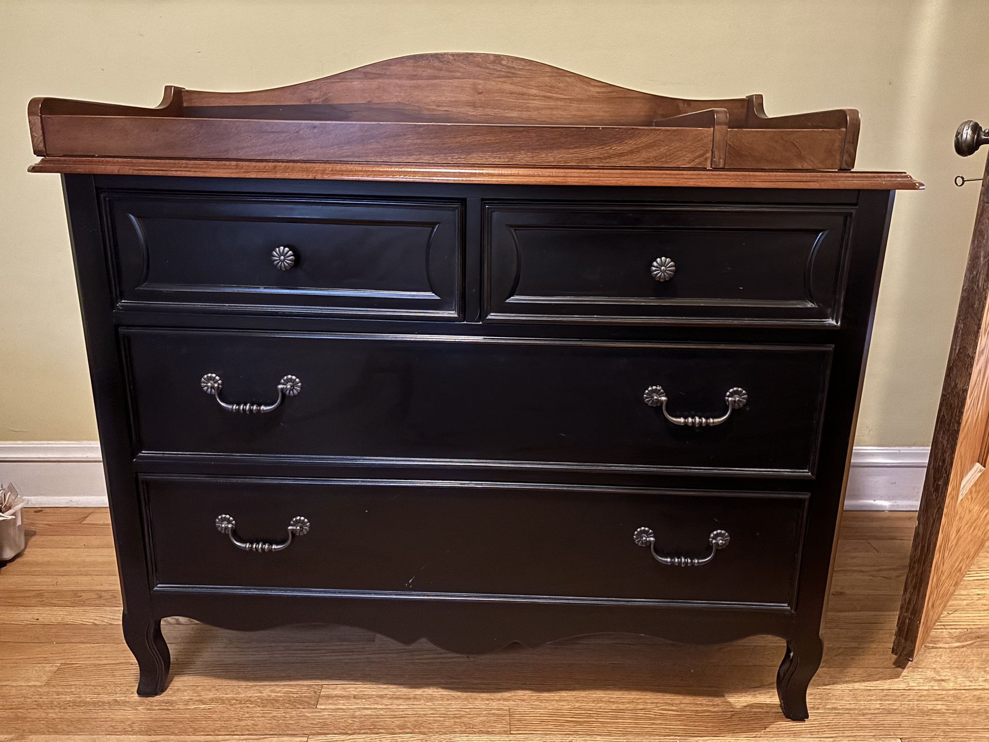 Young America Dresser With Baby Changing Topper