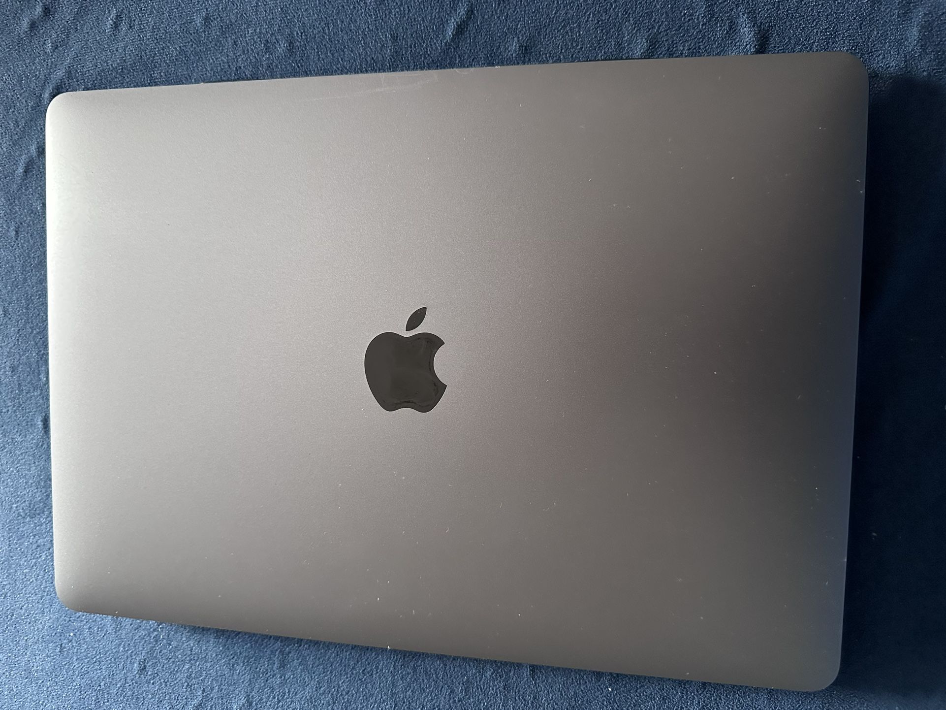 MacBook Pro 13' 1TB Apple Care Until June 2024 for Sale in