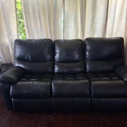 Ashley Recliner Sofa Set 