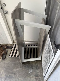 Free Coffee Table
