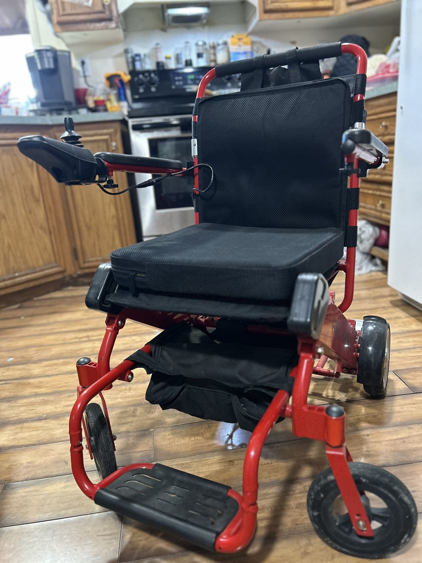 Air Hawk Foldable Electric Wheelchair