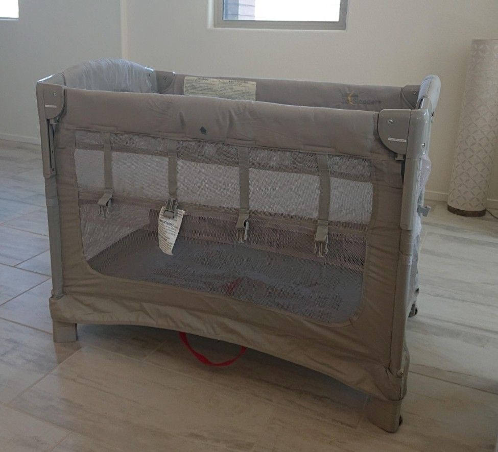 Arm's Reach Co-sleeper