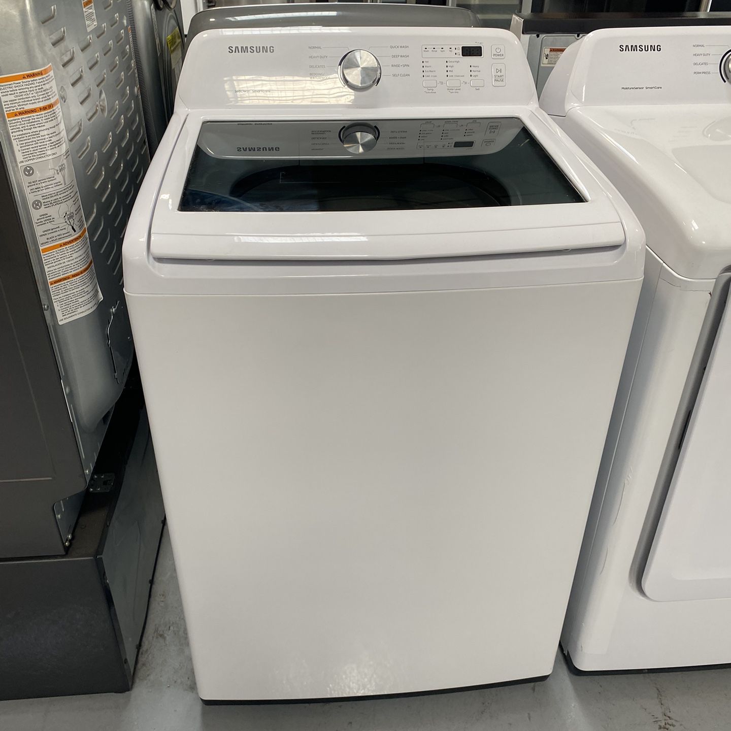 White 4.5 Cu. Ft. Top Load Washer 