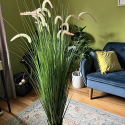 Beautiful Fake Plant 
