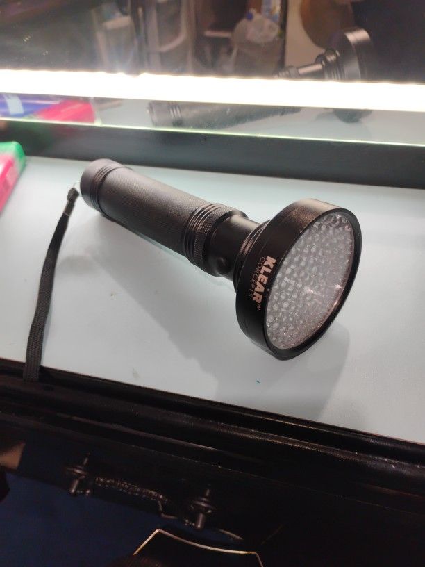 Clear Concepts UV Flashlight