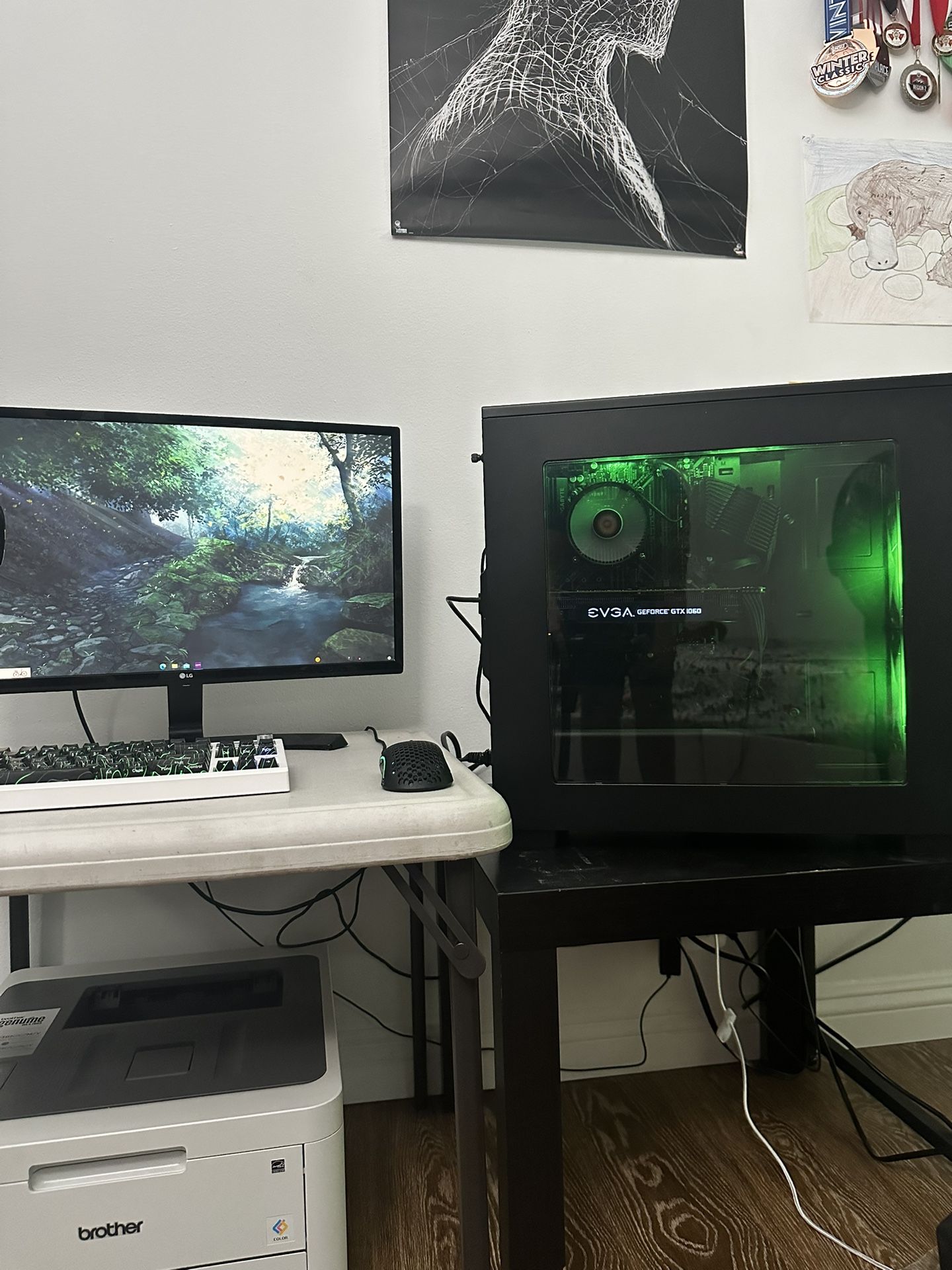 Great gaming pc i5-8600k gtx 1060. feel free to negotiate