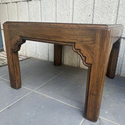 Vintage Henredon Furniture Dark Oak Side End Table