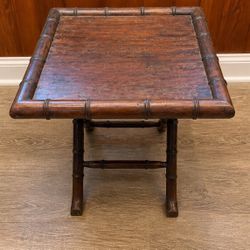 Wood Accent Side Table – Solid & Rustic Style