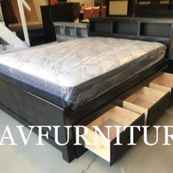 Queen Bed W 3 Drawers And Mattress 
