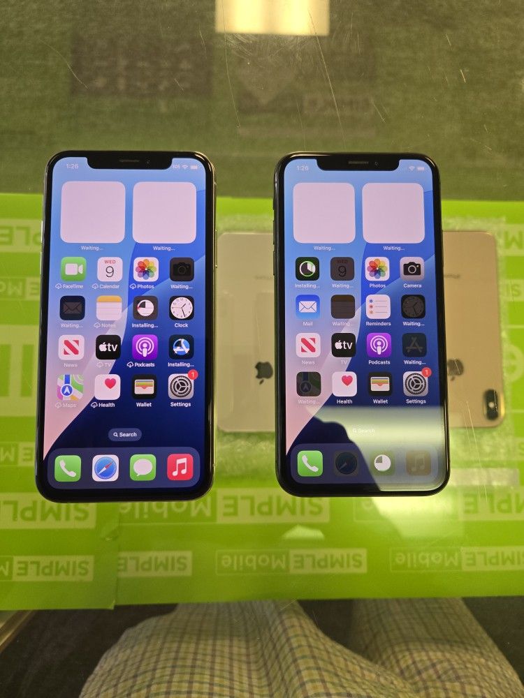 Unlocked IPhone XS - 64GB - Use Any SIM - Free First Month Service