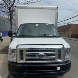 Ford E450 SUPER DUTY (BOX TRUCK)