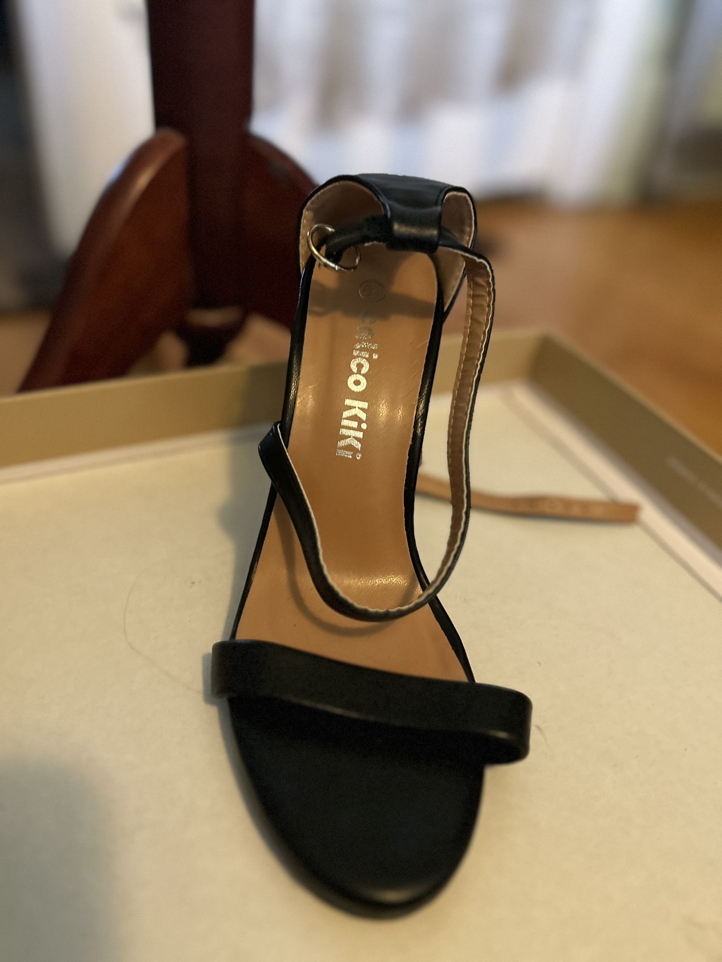 Black Elegant Strip Heels
