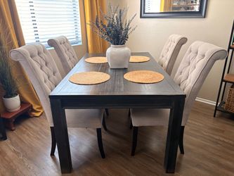 Dark Wood Dining Table with 4 Tufted Chairs