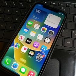 iPhone XR 😰📱🕸⬛  SCREEN 🛠📲✅😊👌