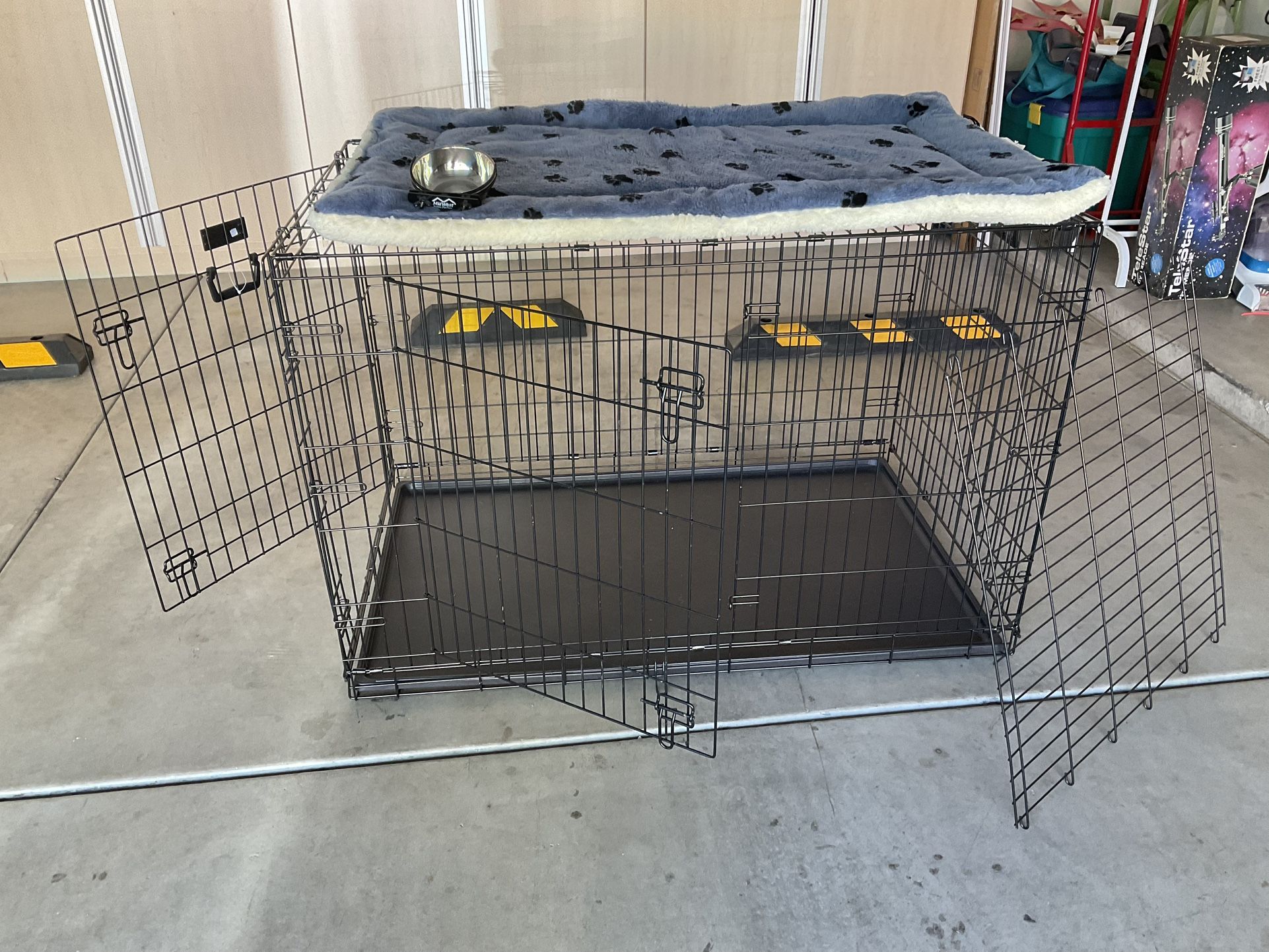 Pet Crate (48”Lx30”Wx33” H)