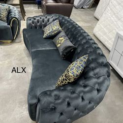 !brand New  Living Room Set Sofa And Loveseat 