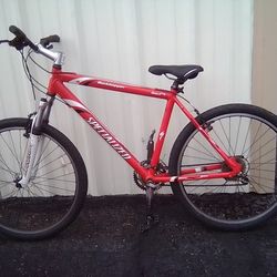 Specialized Rockhopper Manitou Bike