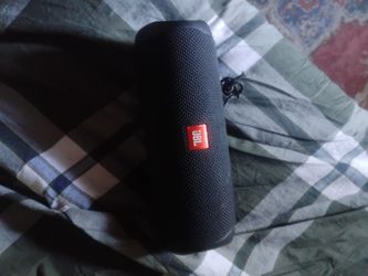 JBL bluetooth speaker