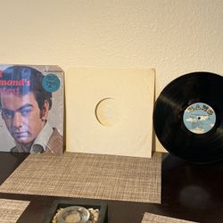 🎤 Neil Diamond – Greatest Hits Vinyl LP – Includes “Cherry, Cherry” & “Solitary Man”