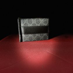 Gucci Wallet 