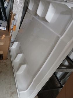 Bathtub Wall
