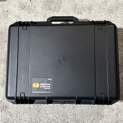 Pelican Storm Case Im2600 New With Uncut Foam 