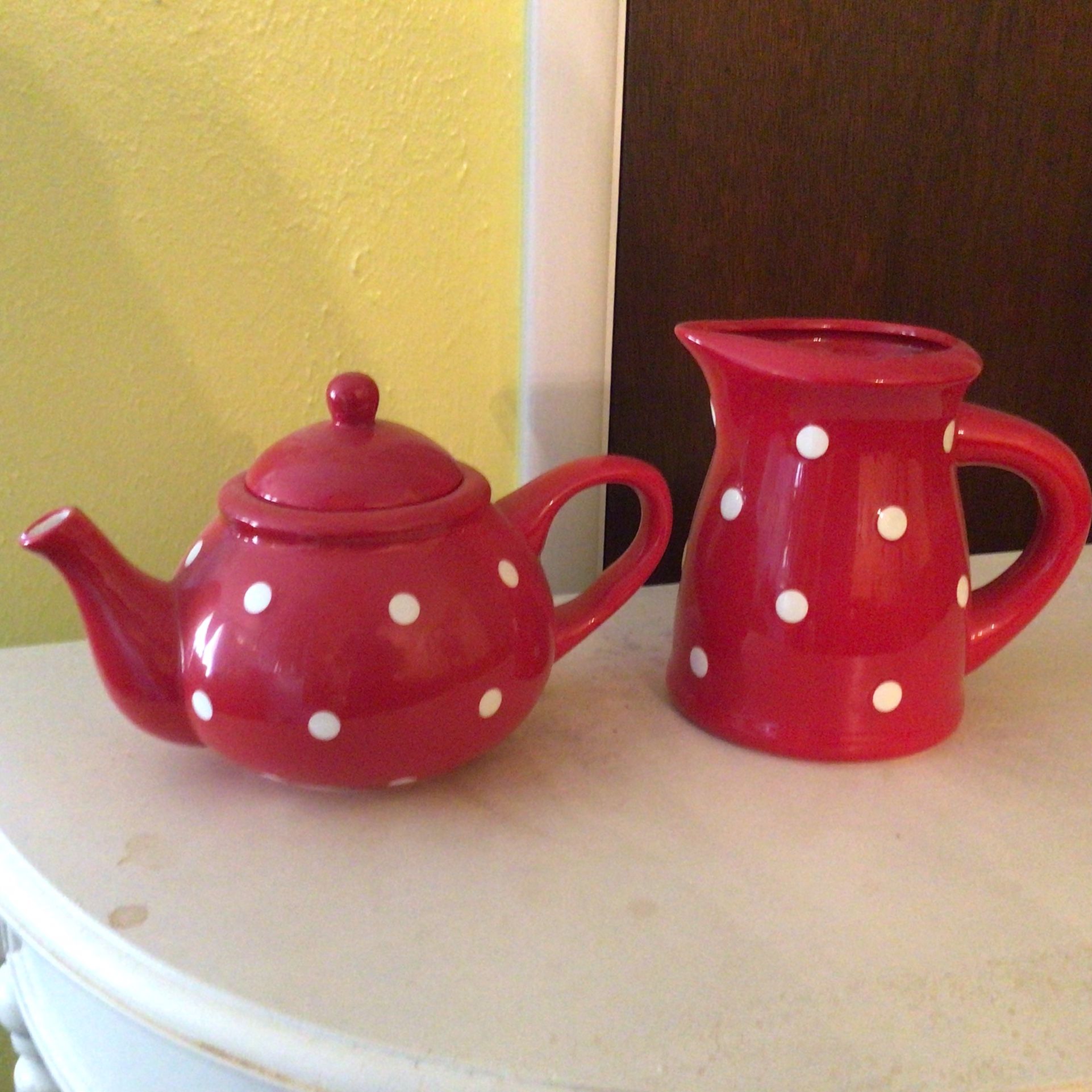Glass Tea Kettle And Beverage Pitcher