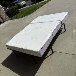 Full Size frame and foldable futon mattress