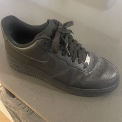 Black Air Force One Size 9 Low