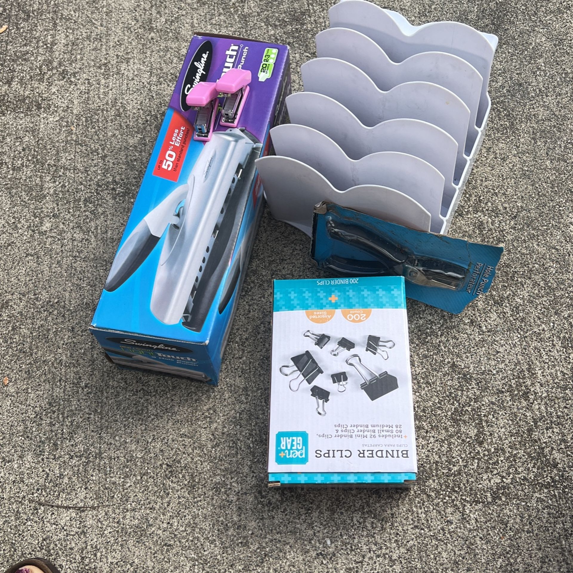 Great Office Lot 3 Hole Paper Punch Clippers Hole Punch And 2 Mini Staples Plus Paper Holder