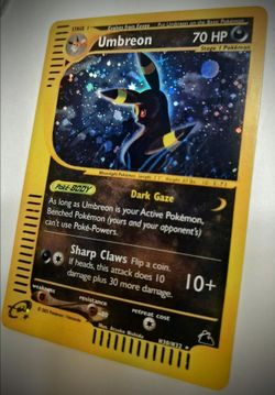Pokemon / skyridge / umbreon / vaporeon