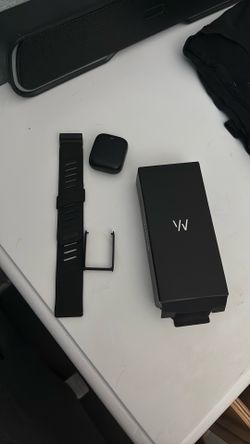 Whoop 4.0 Athletic wear band and 4.0 charger