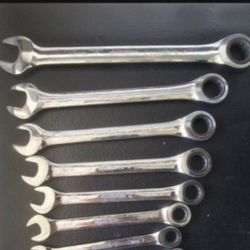 Husky Racheting Wrenches Set