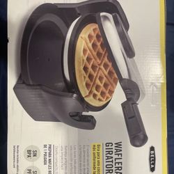 Bella - Rotating Belgian Waffle Maker - Stainless Steel